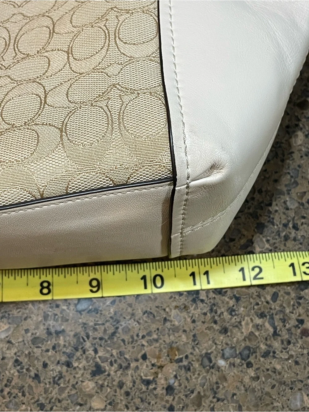 EUC Coach Lexy Shoulder Bag Signature “C” Jacquard Chalk/White Leather Trim Gold